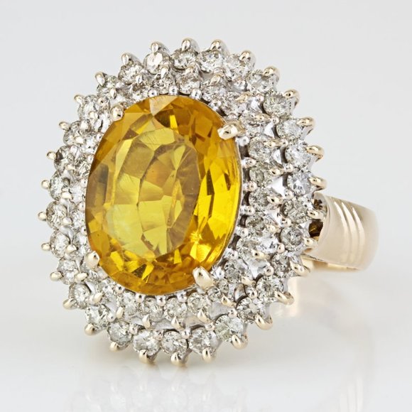 10k Yellow Gold Citrine Gemstone & Diamond Halo Anniversary / Cocktail Ring - Picture 1 of 6